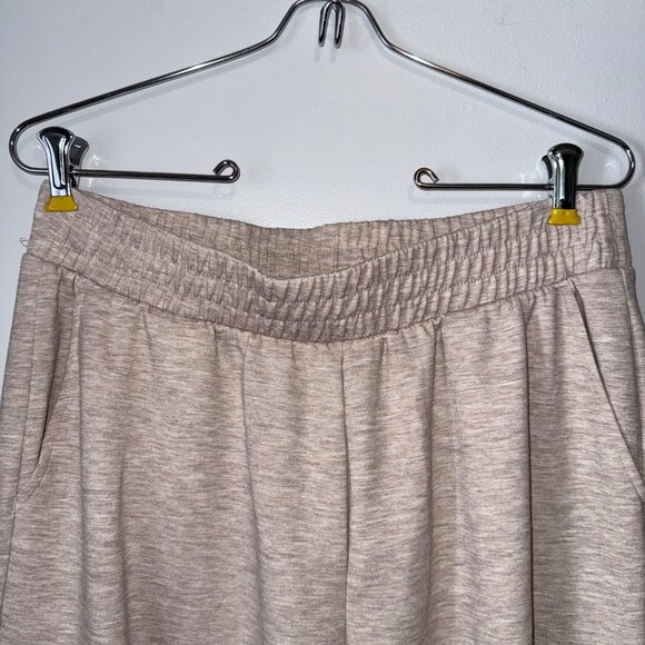 NWT Yogalicious Scuba Tranquility Pullover & Davenport Jogger Set M Beige - Picture 8 of 11